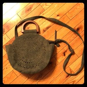 Target round purse